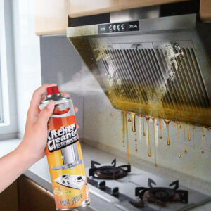 Kitchen Cleaner: Heavy Grease and Oil Stain Remover Spray