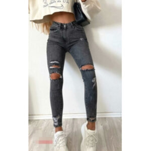 Women’s Ripped Jeans